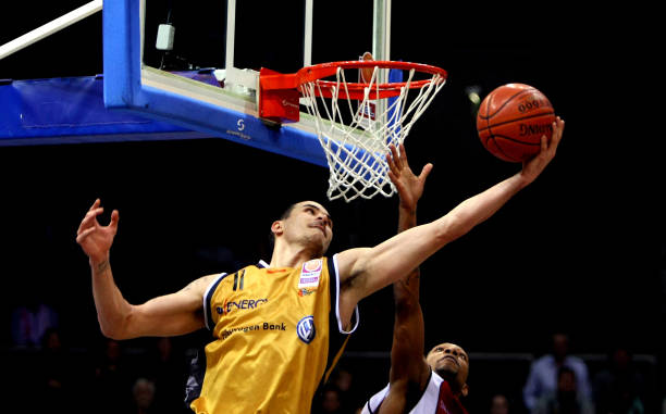 的基础上战 的基础上战